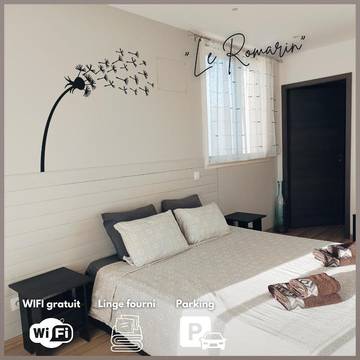 Gîte pour 2 personnes, avec vue et jardin à Peyruis