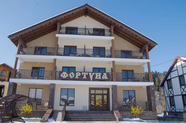 Hotel para 2 personas, con jardín y piscina además de sauna y vistas - 1