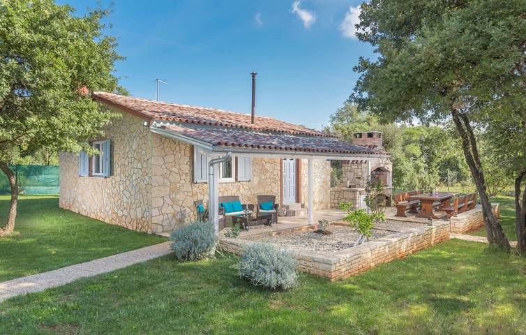 Location de vacances pour 8 personnes, avec piscine et jardin à Bale (Croatie) - 2
