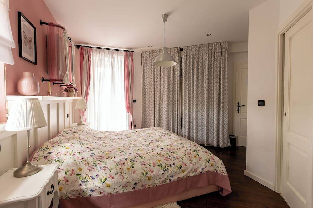 Villa Experience with swimming pool in Baderna, Zentralistrien