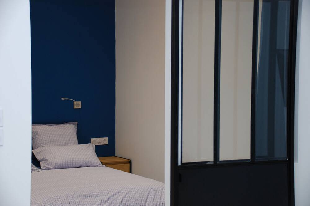 Apartamento entero, Apartamento-Apartamento-Baño en la habitacion-Sin vista-14 in Montreuil (Paso de Calais), Montreuil und Umgebung