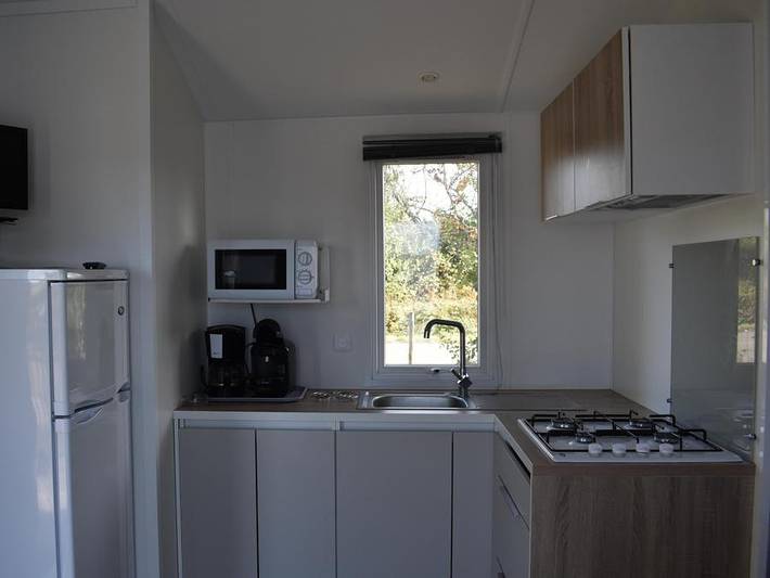 Camping Les Tournesols - Mobilheim 6 personen - Mobilheim Malaga 38m² (30m² + 8m² Terrasse)- 3 Zimmer 6 pers. in Le Grez, Parc naturel régional Normandie-Maine