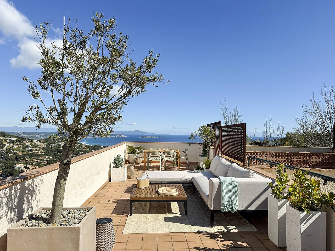 Appartamento intero, Begur Sunset,2 bedroom loft close to the center of Begur. With terrace and gorgeous sea views in Begur Centre, Begur