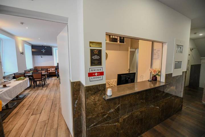 Hôtel pour 2 personnes, avec terrasse, animaux acceptés à La Chaux-de-Fonds - 3