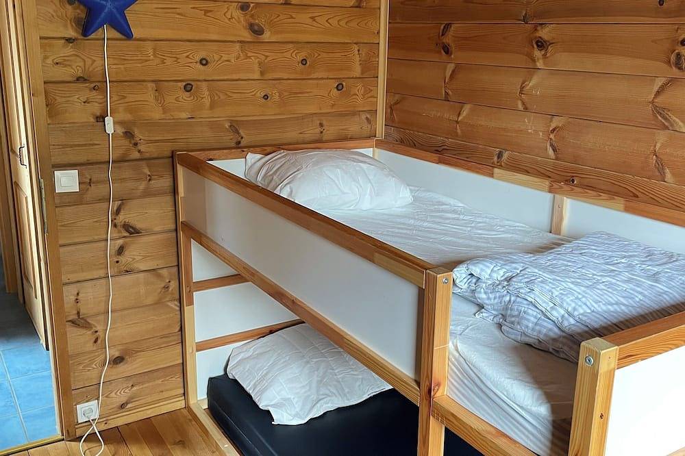 Chalet Grande Terrasse Belle Vue nature, Sauna, terrain Pétanque in Mieussy, Region Bonneville