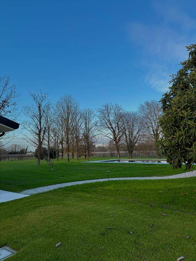 Location de vacances pour 2 personnes, avec vue ainsi que piscine et jardin à San Biagio di Callalta - 2