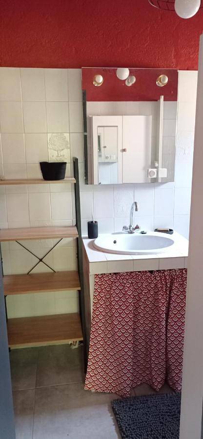 Location de vacances pour 5 personnes, avec vue et jardin à Valgorge - 2