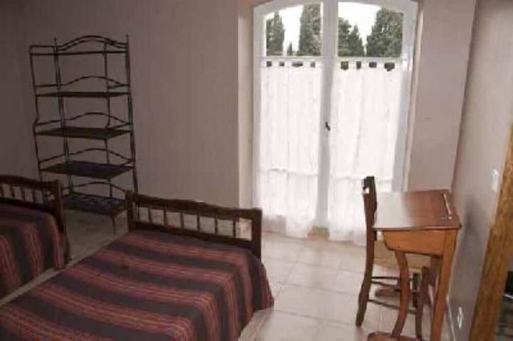 Gîte pour 4 personnes, avec jardin ainsi que balcon et piscine à Châteaurenard - 4