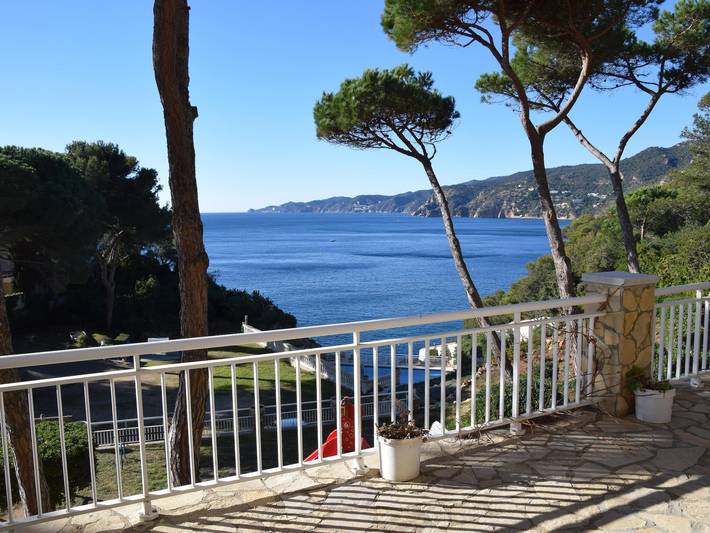 Gîte pour 5 personnes, avec vue sur l’océan et piscine ainsi que terrasse et jardin à Sant Feliu de Guíxols - 2