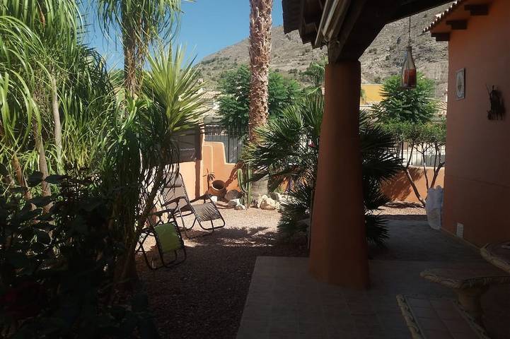 Villa für 8 Personen, mit Balkon und Whirlpool sowie Garten und Pool in Fortuna
