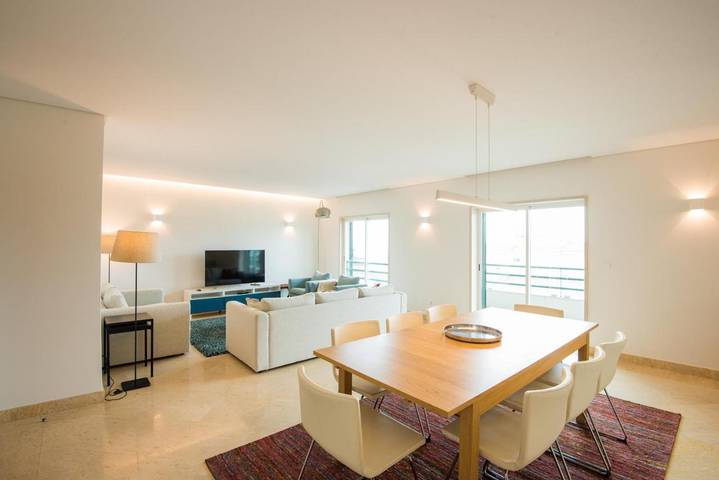 Casa rural para 6 personas, con Balcón además de Terraza y Vistas en Estoril