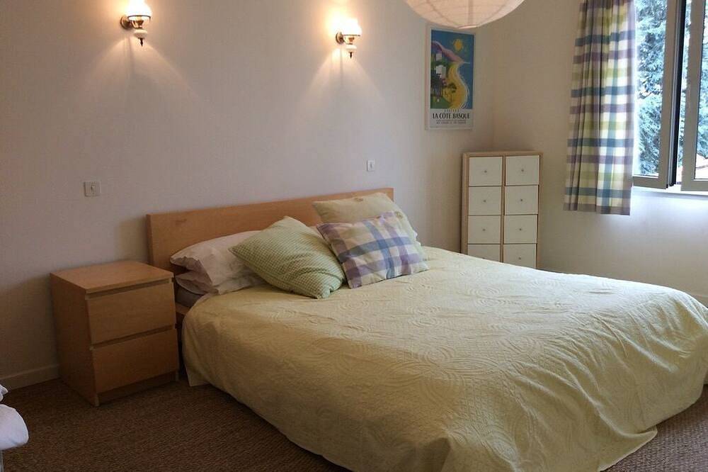 Spacious 8-Bed Villa; Pool, Mountain Views, Easy Access to Céret, Coast & Spain in Céret, Céret region