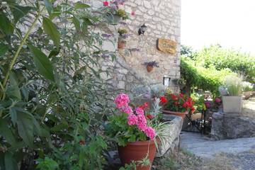 Chambre d’hôte pour 2 personnes, avec jardin en Ardèche