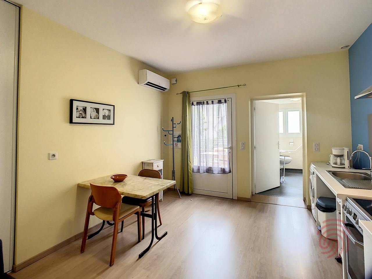 Appartement entier, Appartement F2 climatisé avec terrasse et parking, proche des Thermes et du centre - Lamalou les Bains in Lamalou-les-Bains, Région de Béziers
