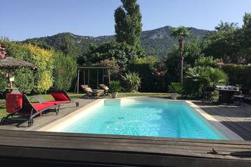 Location de vacances pour 6 personnes, avec jardin et terrasse à Gémenos