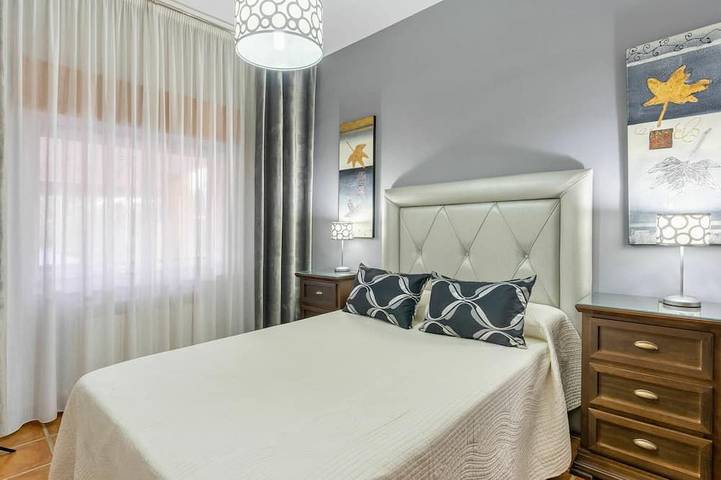 Estupenda casa de vacaciones privada para 6 personas con Wifi, piscina privada, A/C, Tv y terraza in Baena , Provincia de Córdoba