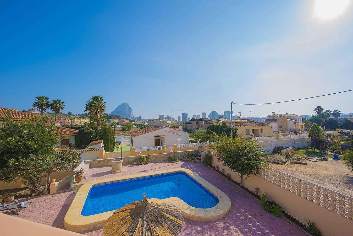 Villa for 22 people with terrace in Calpe, Costa Blanca