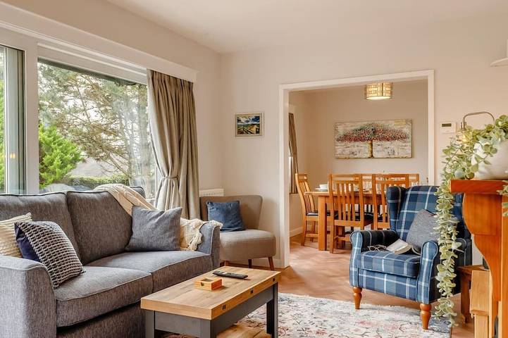 Log cabin for 6 people, with garden in Ashbourne