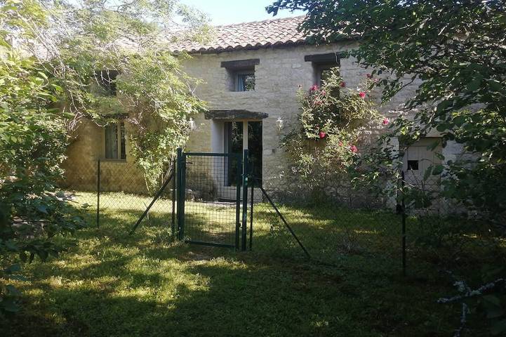 Location de vacances pour 10 personnes, avec balcon à Trespoux-Rassiels