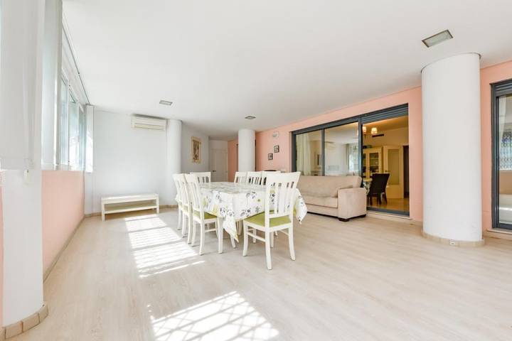 Apartamento de vacaciones para 10 personas, con jardín y piscina, Se admiten mascotas - 1