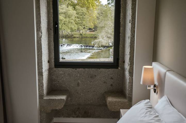 Appartement entier, 3 bedroom apartment * Spa * River view - Casa Do Engenho Braga in Braga, District de Braga
