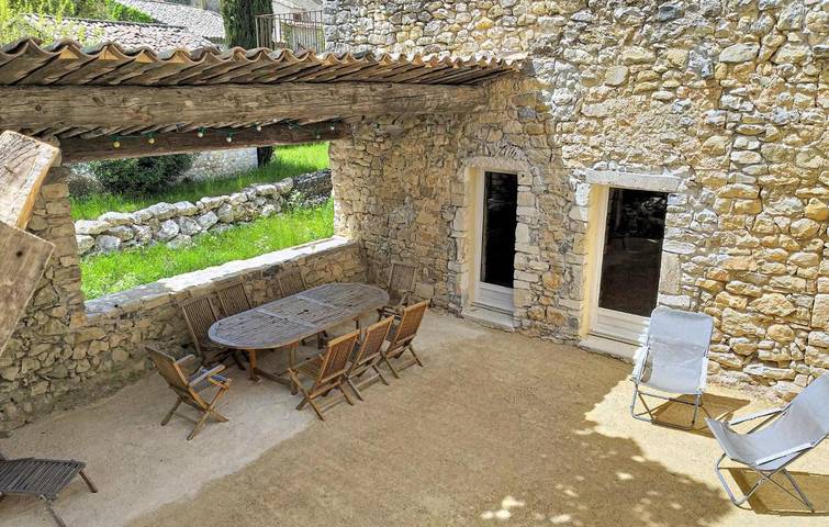 Location de vacances pour 10 personnes, avec piscine ainsi que jardin et terrasse à Gras - 2