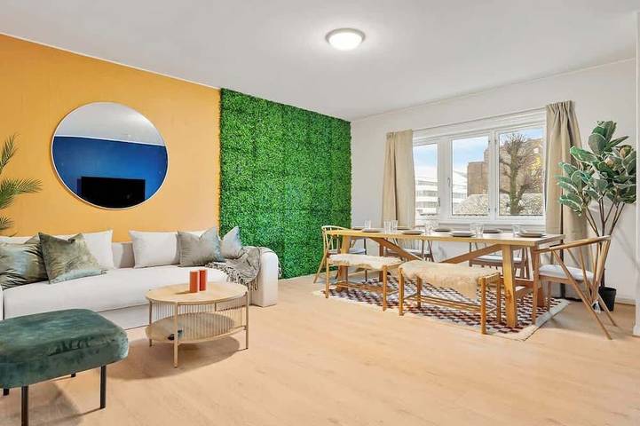 Vacation rental for 8 people, with pool and balcony in Bergen