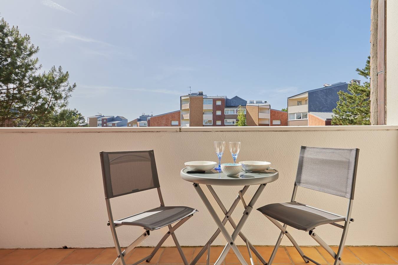 Apartamento inteiro, A l'abri côtier - Appt avec balcon proche plage in Cabourg, Caen (Região)