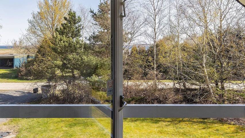 Ferieudlejning for 8 personer, med pool og sauna såvel som jacuzzi og terrasse i Virksund