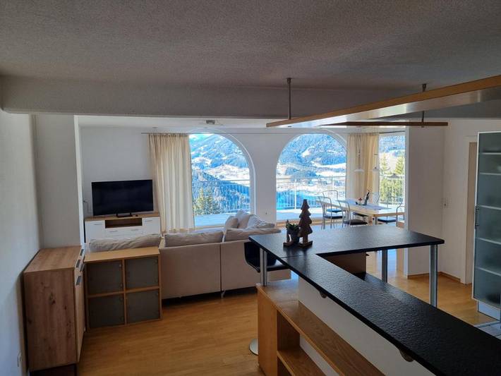 Ferienwohnung für 8 Personen, mit Balkon und Ausblick im Pitztal