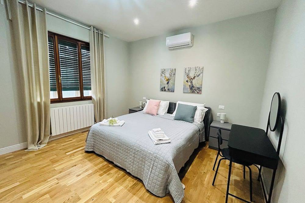 Appartamento intero, Where Elegance Meets Comfort in Terme in Montegrotto Terme, Colli Euganei