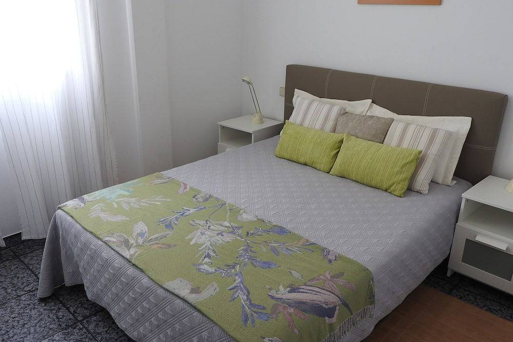 Apartamento entero, Apartamento acogedor y luminoso situado a pocos metros de la playa Las Canteras in Las Palmas de Gran Canaria Centre, Las Palmas de Gran Canaria