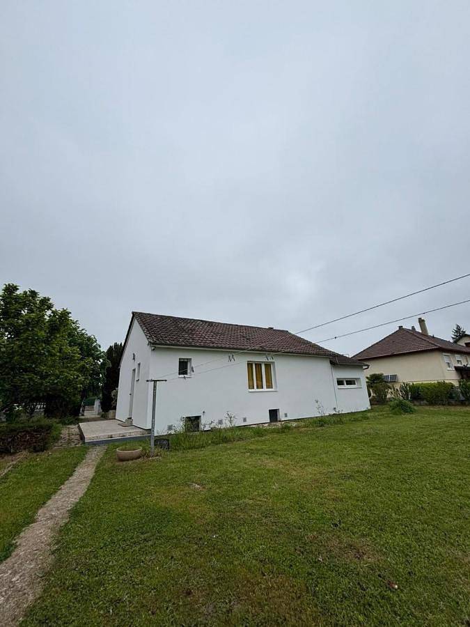 Location de vacances pour 4 personnes, avec vue et jardin à Meaulne - 4