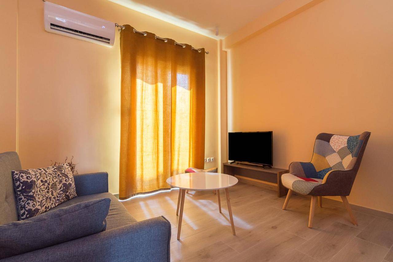 105 Adrianou Plaka in Section centrale d'Athènes, Athènes