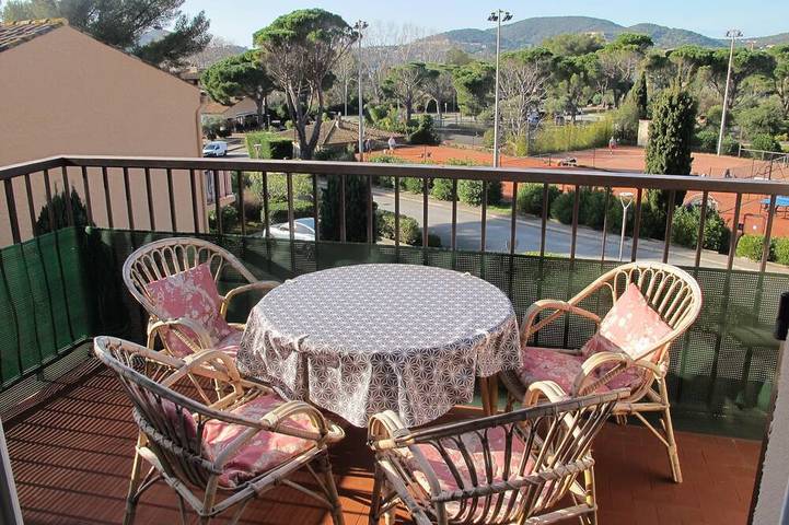 Appartement de vacances pour 4 personnes, avec piscine