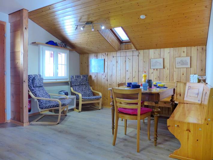 Ferienwohnung für 4 Personen, mit Balkon und Terrasse sowie Garten und Sauna im Berner Oberland - 2