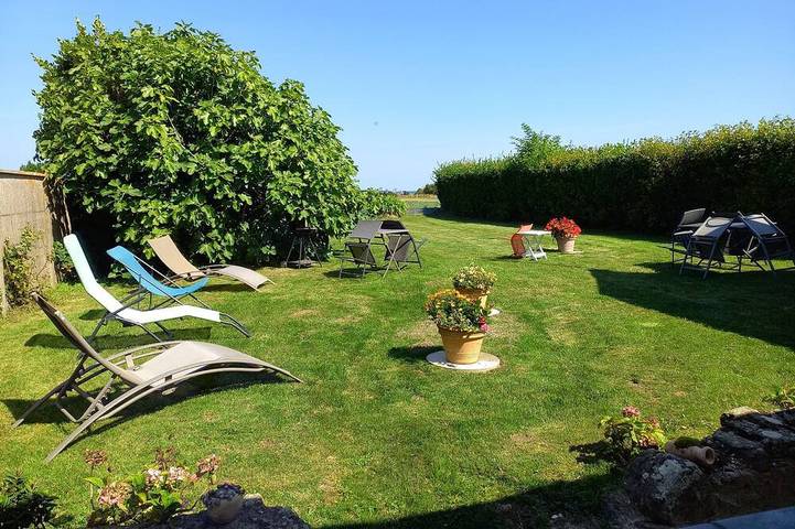 Gîte pour 6 personnes, avec jardin