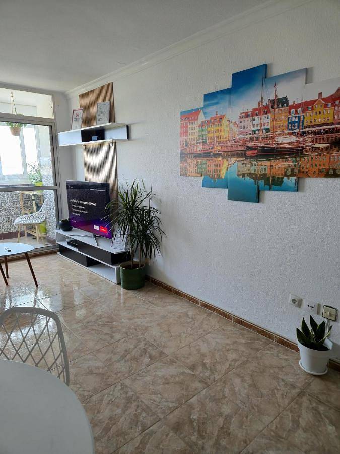 Apartamento para 6 personas, con balcón y vistas en La Línea de la Concepción