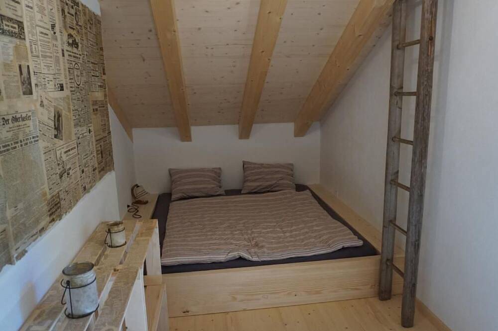 Wollhaus Oberzwirgi in Schattenhalb, Berner Oberland