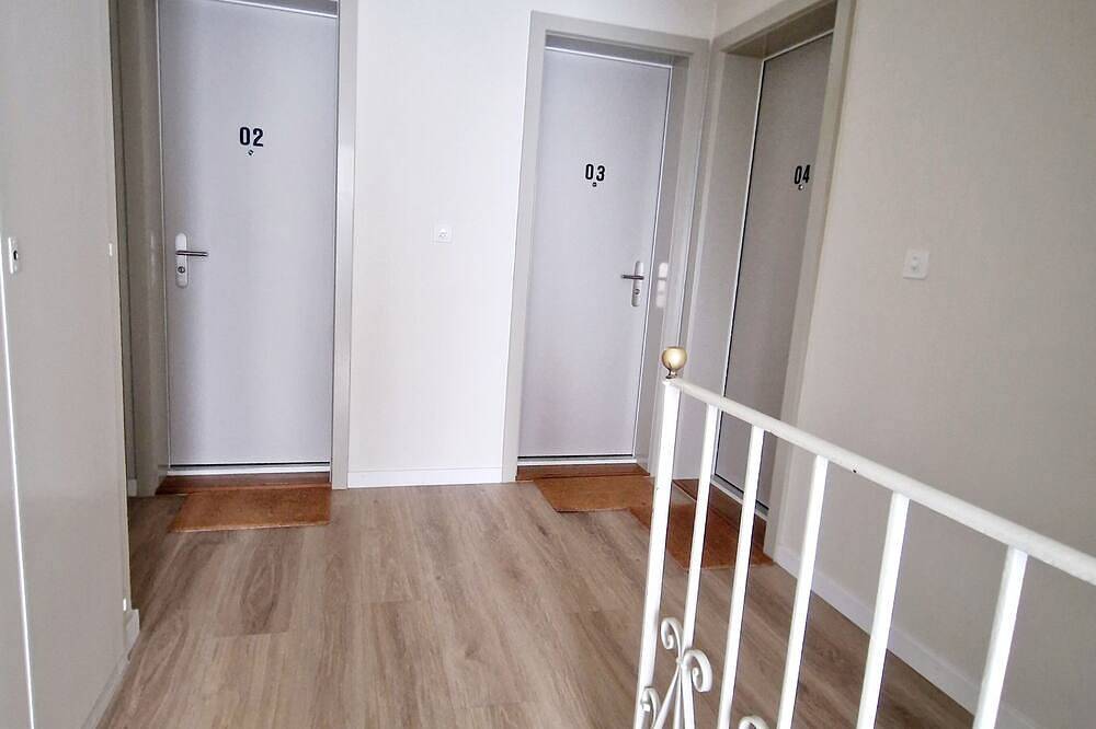 Ganze Wohnung, Casa Maria Apartments Studio mit Küche und eigenem Badezimmer in Solothurn, Kanton Solothurn