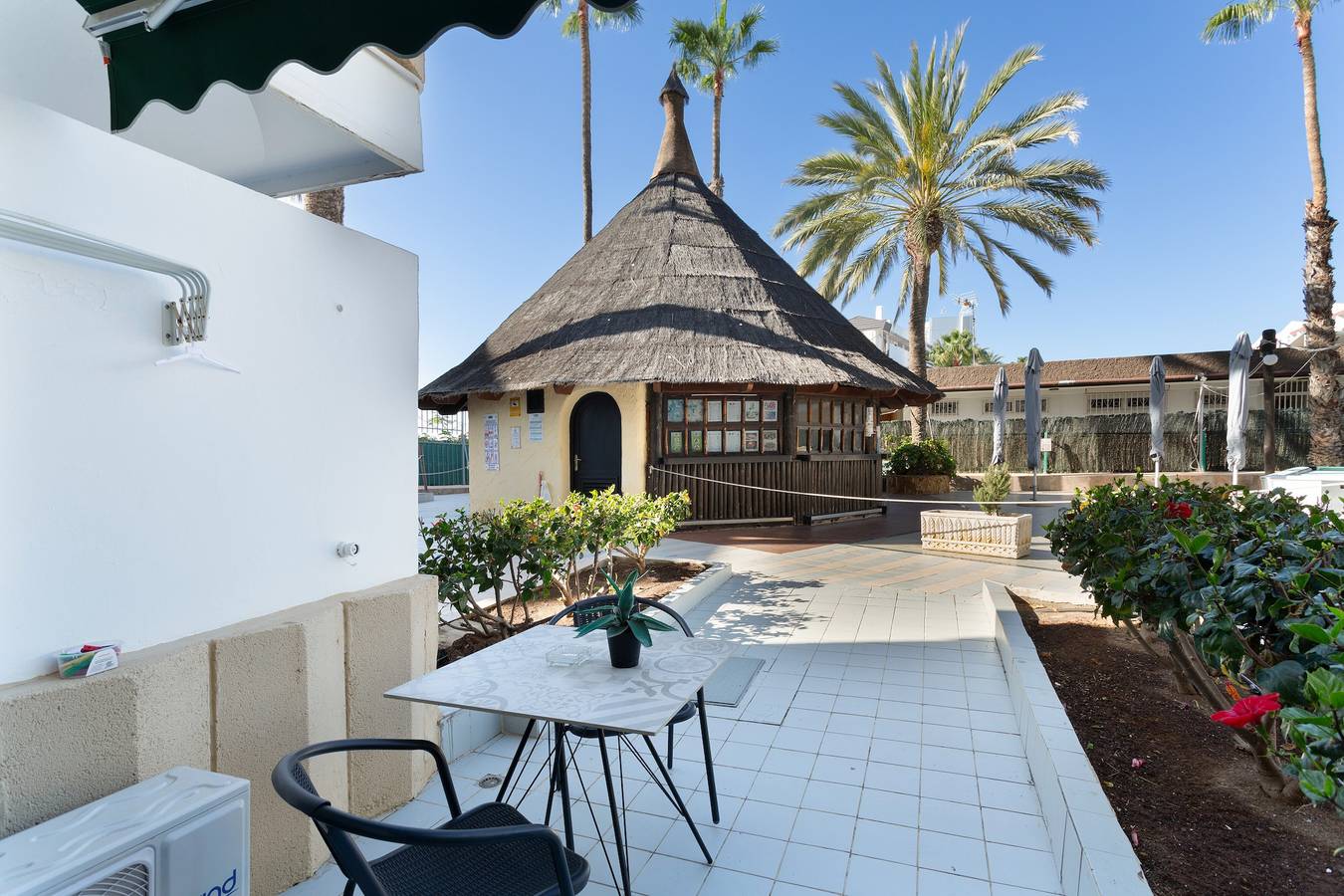 Studio entier, Studio de vacances 'Kellys' Apartment Koka' avec piscine partagée, Wi-Fi et climatisation in Maspalomas, San Bartolomé de Tirajana