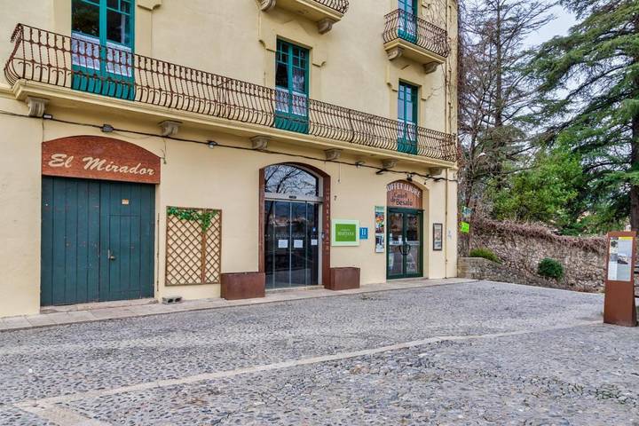 Hôtel pour 2 personnes, avec terrasse et jacuzzi à Besalú - 4