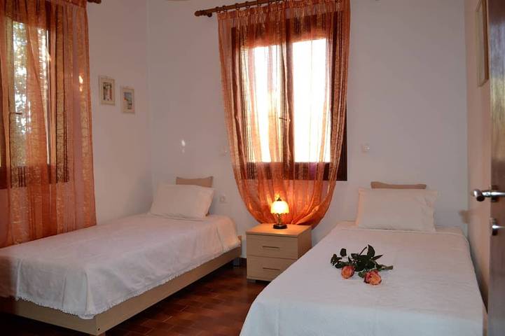 Location de vacances pour 5 personnes, avec balcon/terrasse dans Agia Anna - 2