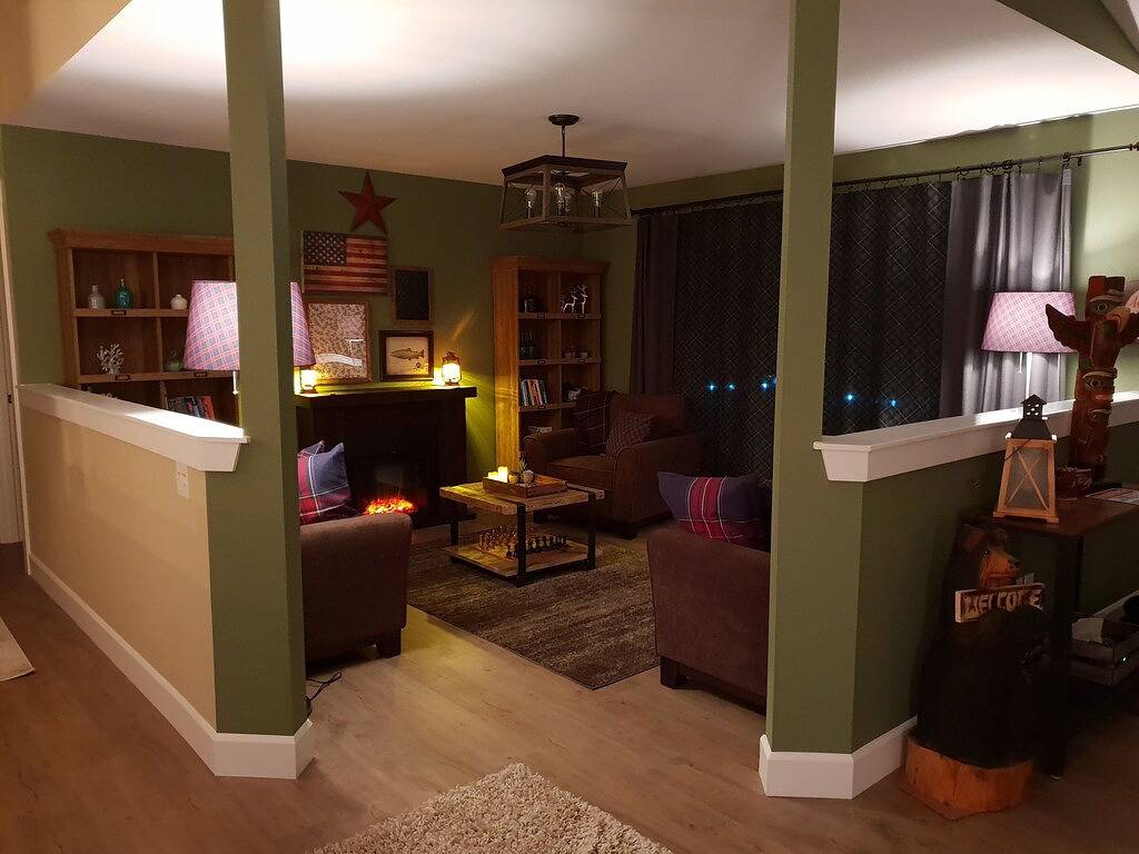 Gemütliches neues Haus auf 25000qm mit privatem Bach + Game Room in der Stadt in Forks, Clallam County