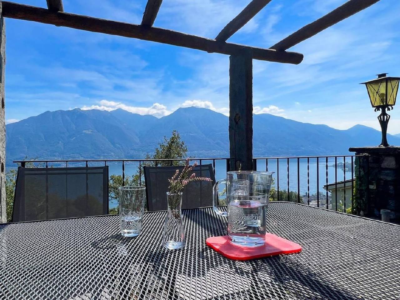 Ganze Wohnung, Casa Riale unten in Brione sopra Minusio, Tessiner Alpen