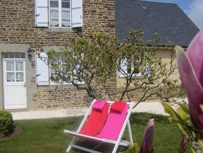 Location de vacances pour 2 personnes, avec jardin à Le Mesnil-Ozenne - 2