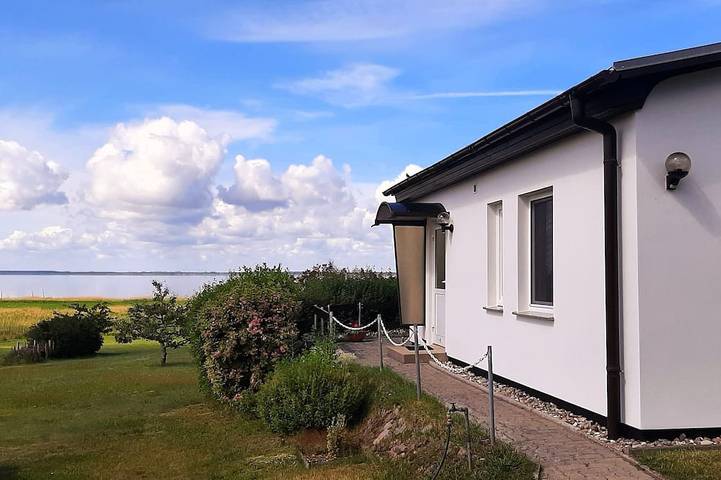 Bungalow für 2 Personen, mit Garten