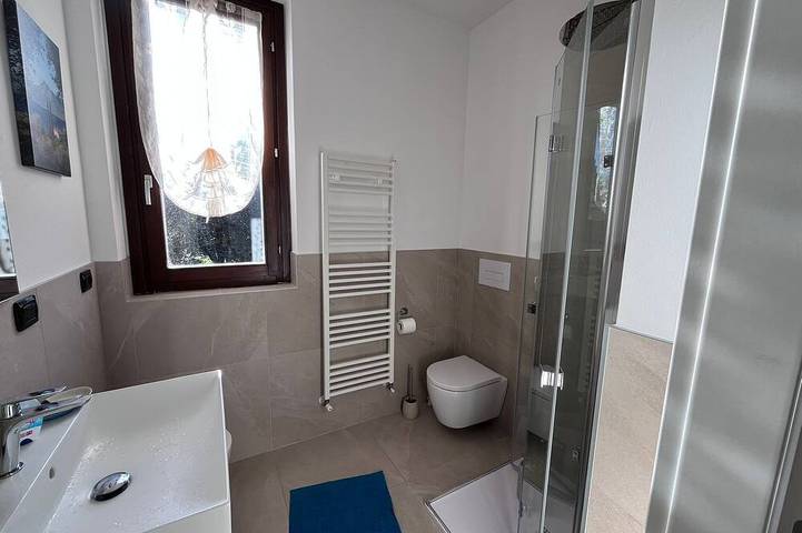Ganze Wohnung, Il cipresso - Garda Lake Apartment in Toscolano-Maderno, Gardasee-Berge