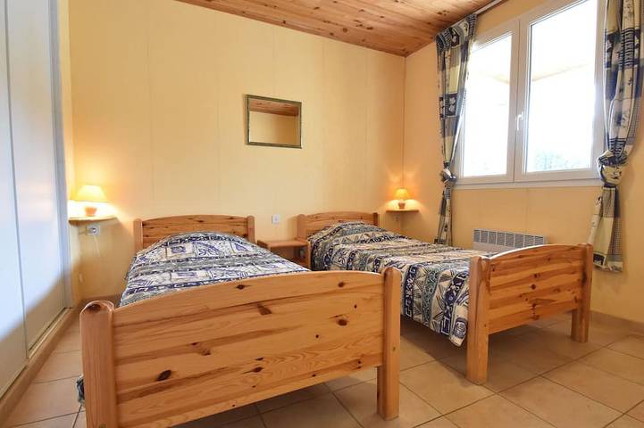 Location de vacances pour 6 personnes, avec terrasse et jardin à Argeliers - 2