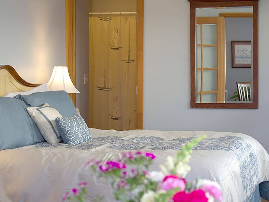 Ganze Wohnung, San Juan Suites - High Seas! in Friday Harbor, San Juan Island